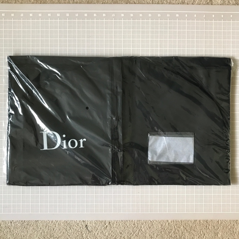 Christian Dior Garment Bag - Picture 2 of 9